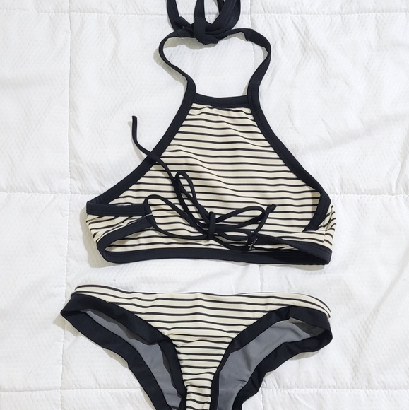 Issa De Mar bikini set - Picture 2 of 3